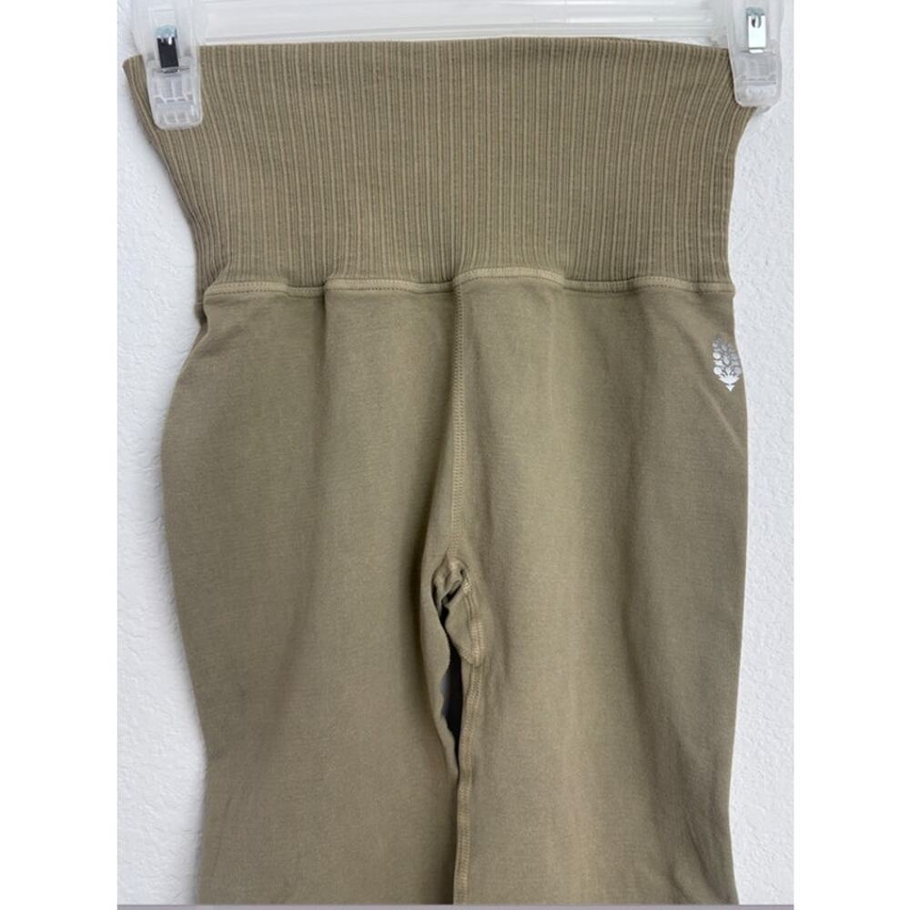 NWOT Free People Movement Good Karma Legging Size XS/S - Picture 3 of 4